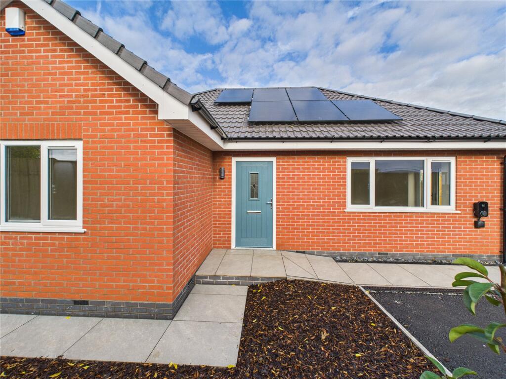 Main image of property: Winford Grove, Bristol, BS13