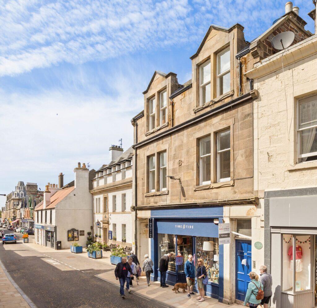 Main image of property: 46 High Street, North Berwick, EH39 4HQ