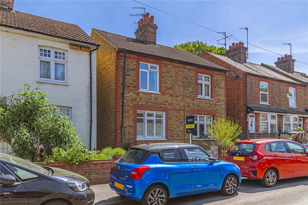 Main image of property: Rucklers Lane, Kings Langley, Hertfordshire, WD4