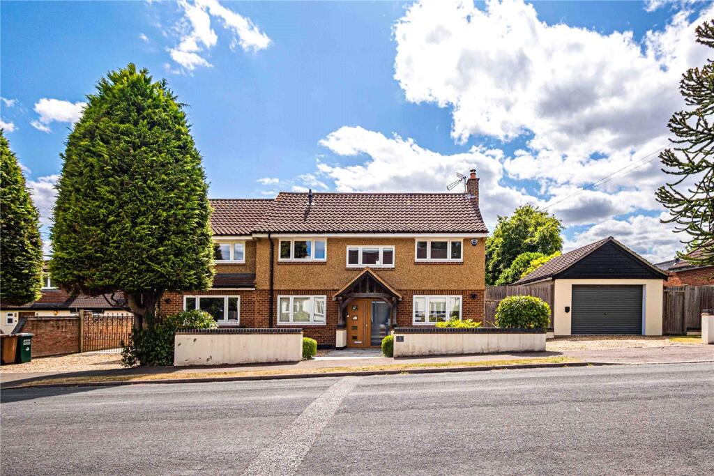 Main image of property: Hilltop Road, Kings Langley, Hertfordshire, WD4