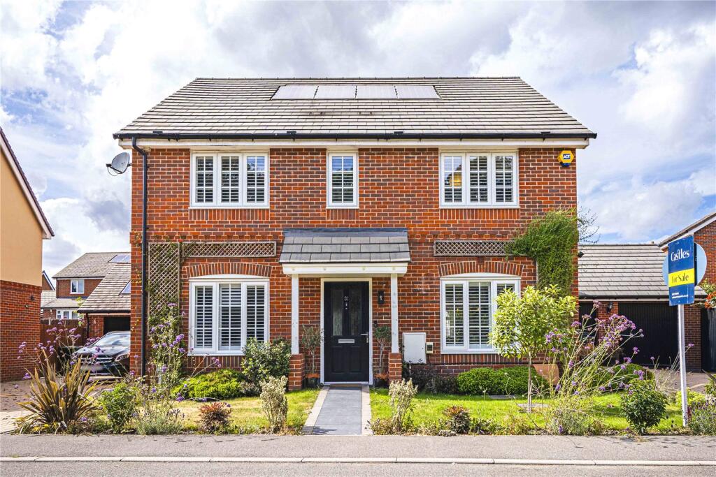 Main image of property: Fraser Crescent, Abbots Langley, Hertfordshire, WD25