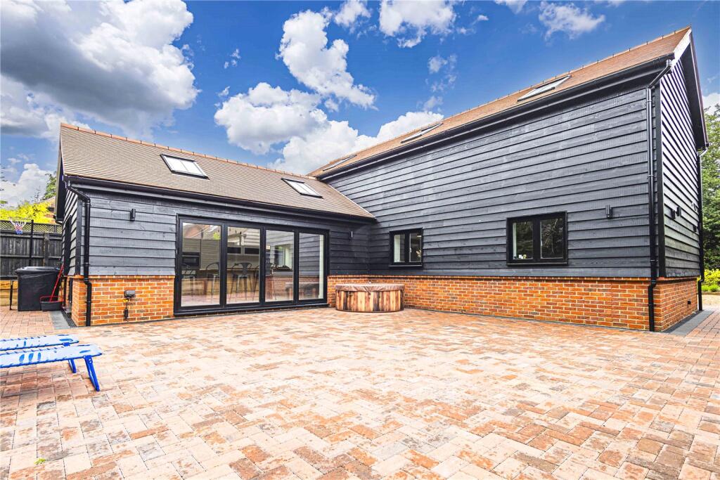 Main image of property: Tower Hill, Chipperfield, Kings Langley, Hertfordshire, WD4