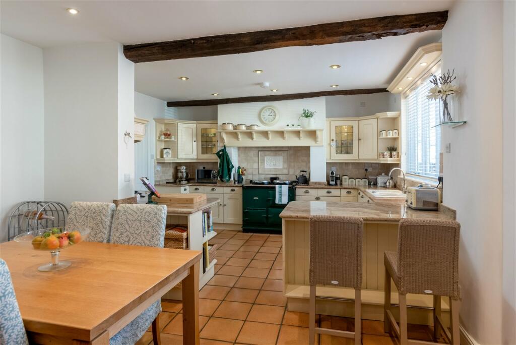 Additional property image - High Street, Henley-in-Arden, B95 5BN