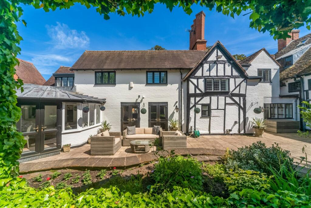 Additional property image - High Street, Henley-in-Arden, B95 5BN