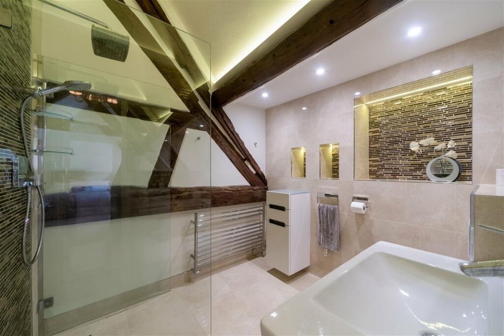 Additional property image - High Street, Henley-in-Arden, B95 5BN