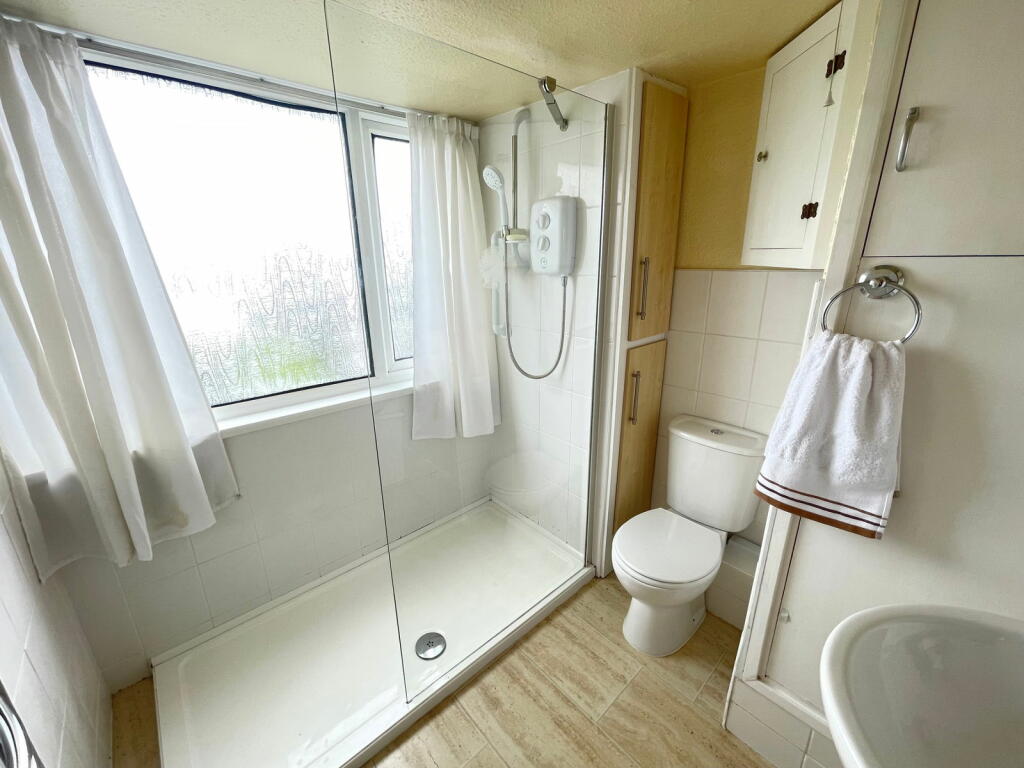 Additional property image - Pound Field, Wootton Wawen, Henley-in-arden, B95 6AQ