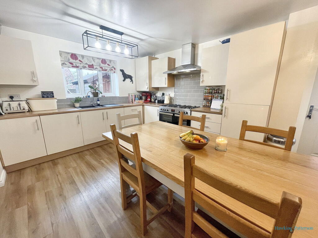 Additional property image - Market Close, Henley-In-Arden, Warwickshire