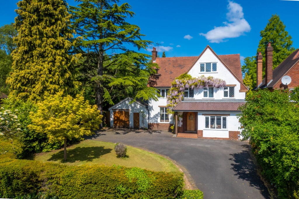 Main image of property: Sharmans Cross Road, Solihull B91 1RG