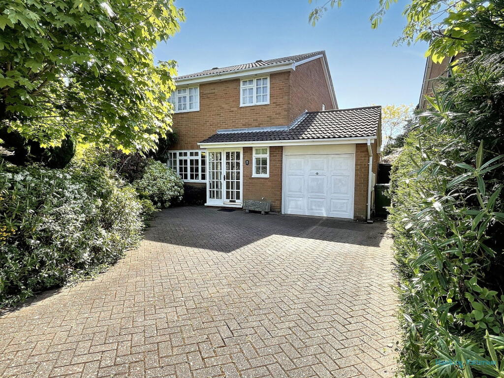 Main image of property: Sandhills Crescent, Hillfield, Solihull, B91 3UE