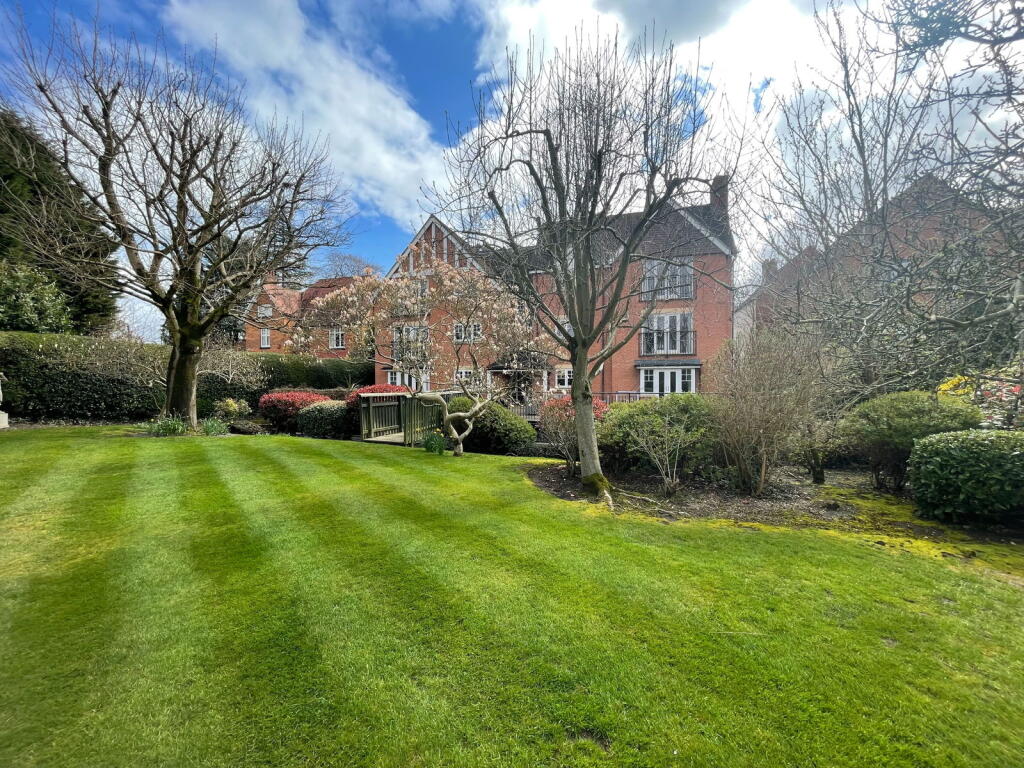 Main image of property: Malvern Grange, 19a Hampton Lane, Solihull, B91 2QJ
