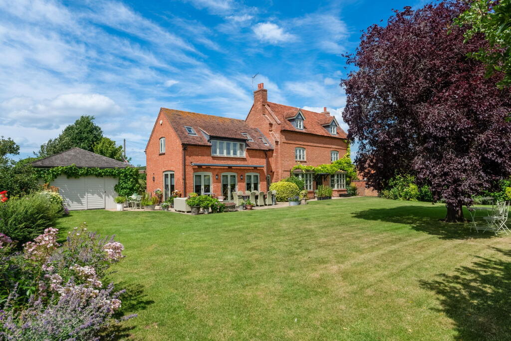Main image of property: Farrington House, betwixt, Aston Cantlow & Wilmcote