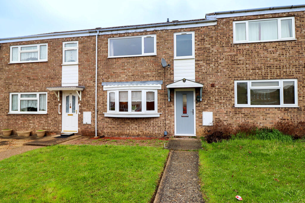 3 bedroom terraced house for sale in Duck Lane, Eynesbury, St. Neots, PE19