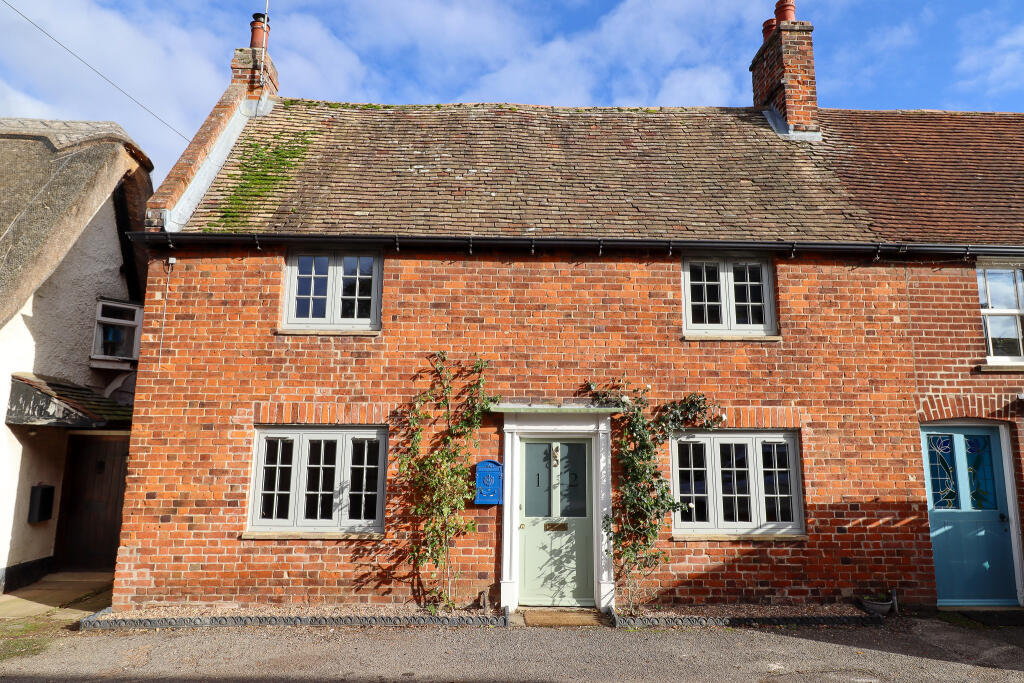 3 bedroom semidetached house for sale in Lucks Lane, Buckden, St. Neots., PE19