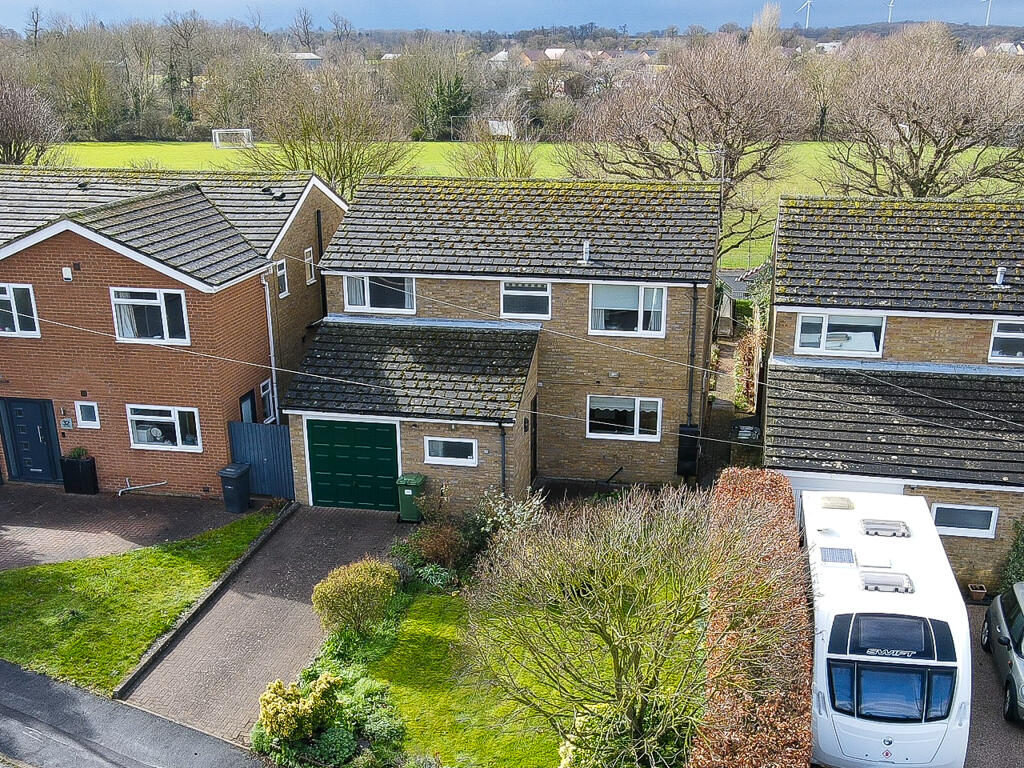 4 bedroom detached house for sale in Vineyard Way, Buckden, St. Neots