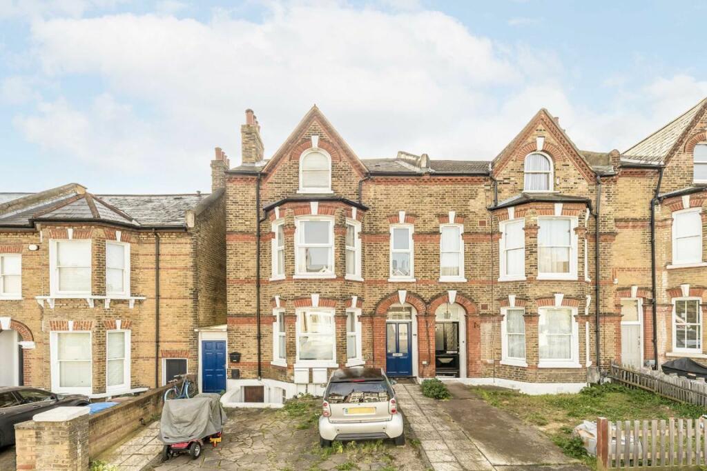 1 bedroom flat for sale in Friern Road, East Dulwich, SE22
