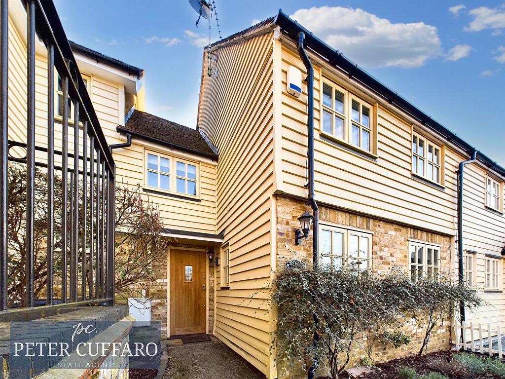 Main image of property: Warrax Park, Stanstead Abbotts, SG12