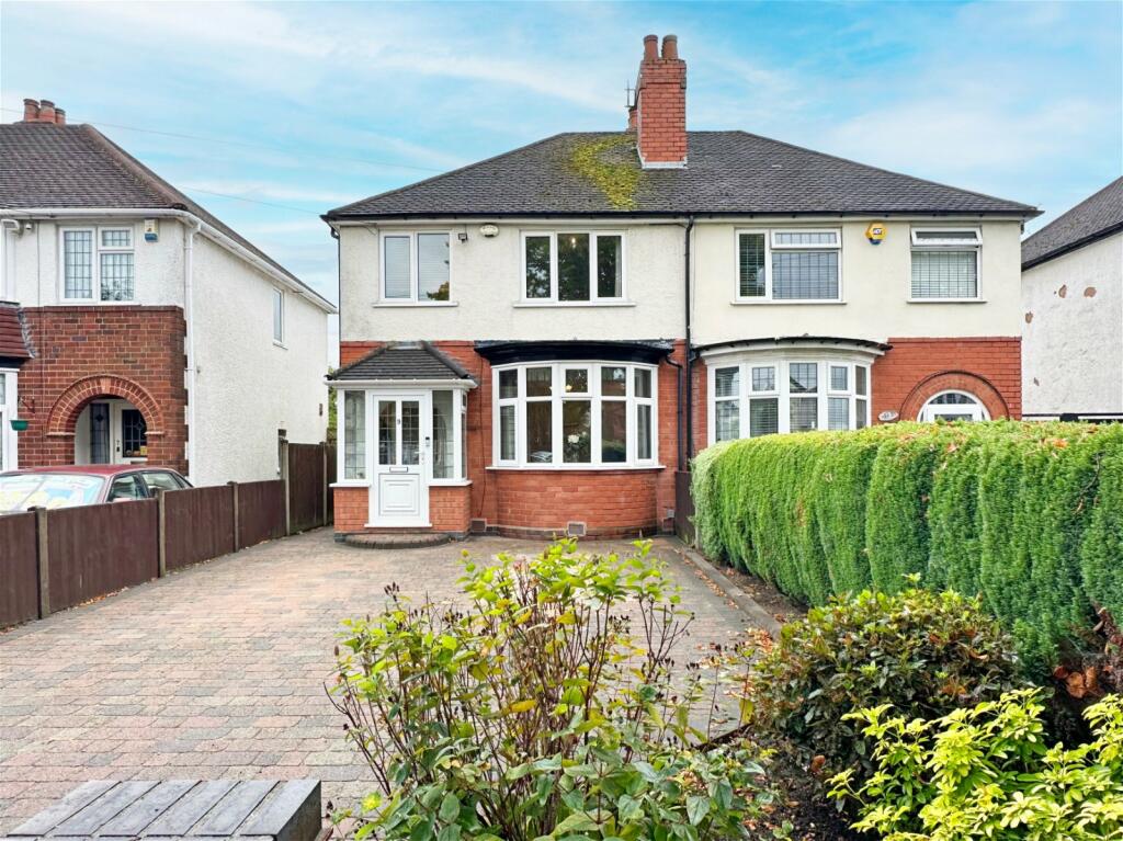 3 bedroom semidetached house for sale in Berkeley Road, Shirley, B90 2HS, B90