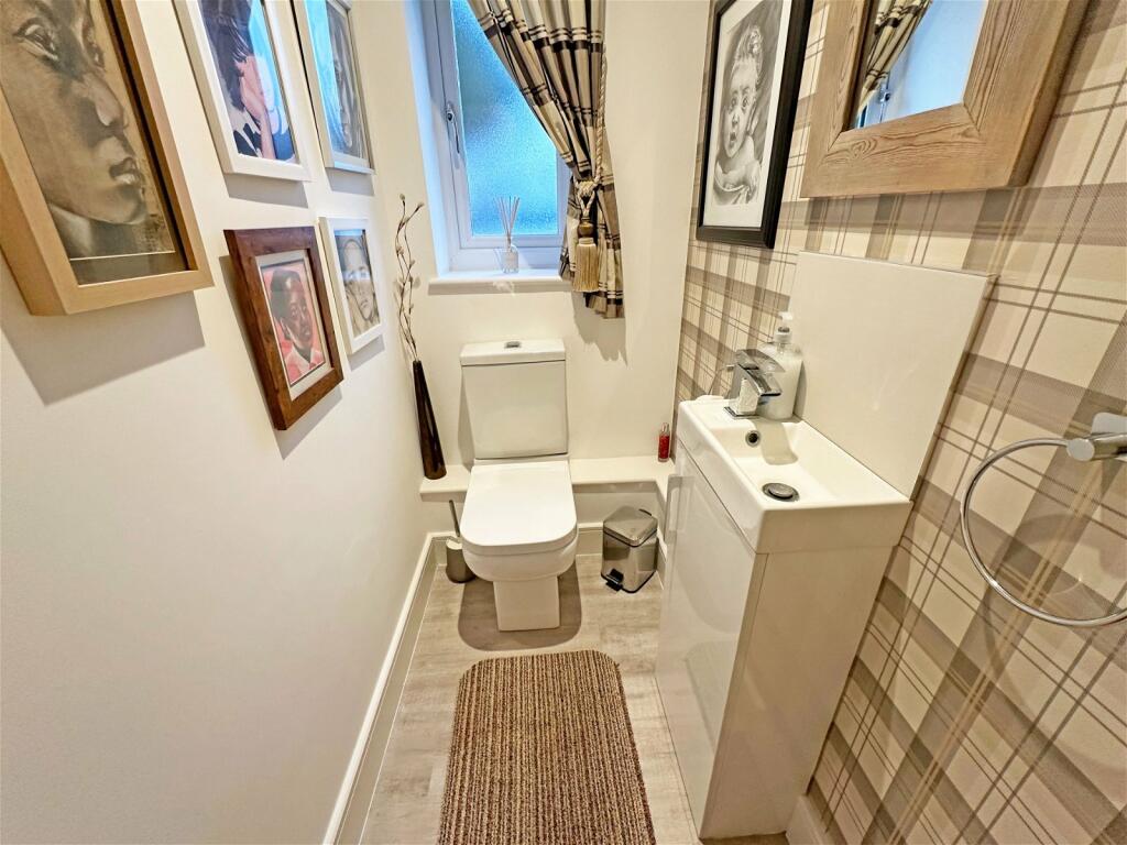 Additional property image - Chapel Drive, Wythall, B47 6JP