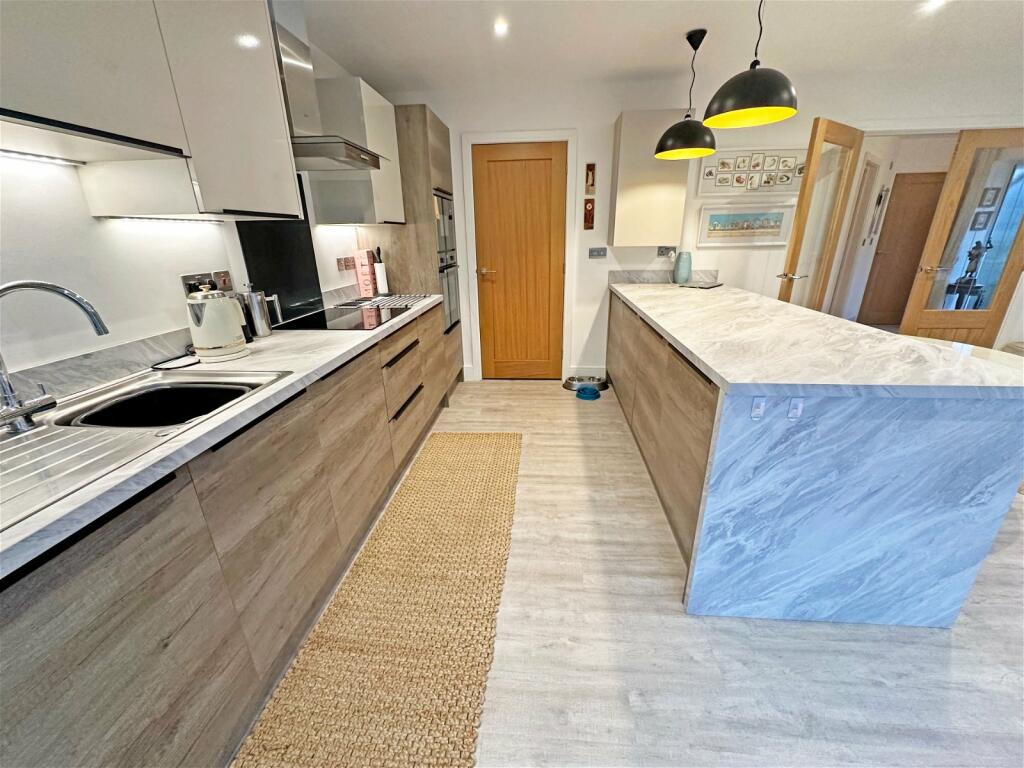 Additional property image - Chapel Drive, Wythall, B47 6JP