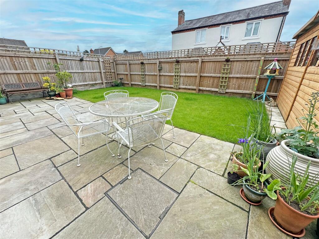 Additional property image - Chapel Drive, Wythall, B47 6JP