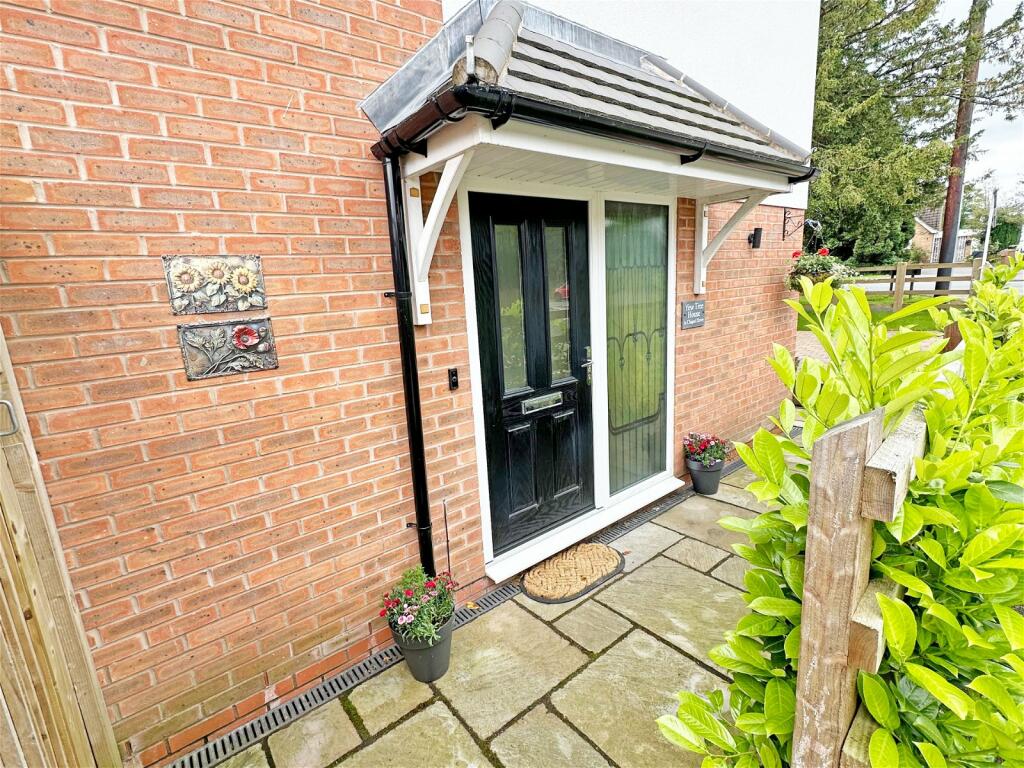 Additional property image - Chapel Drive, Wythall, B47 6JP