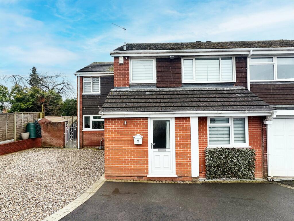 5 bedroom semidetached house for sale in Spinney Drive, Cheswick Green