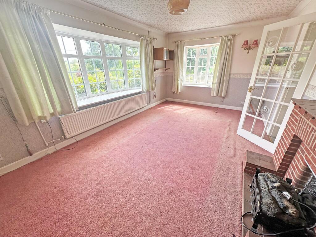 Additional property image - Creynolds Lane, Cheswick Green, Solihull, B90 4ET