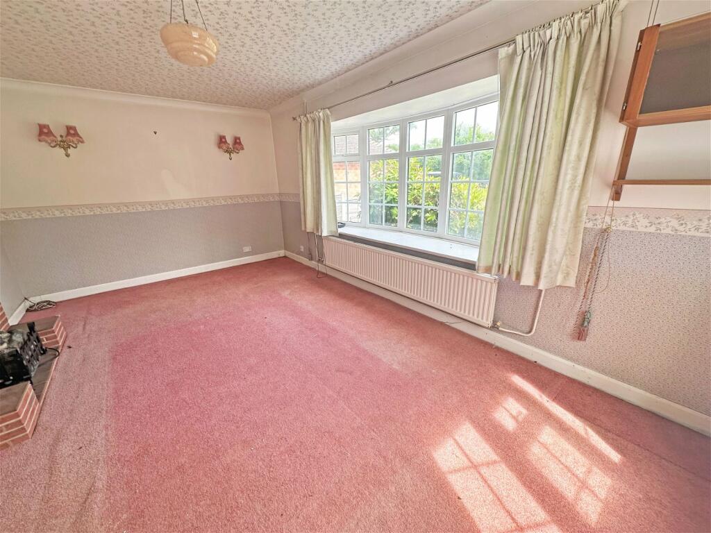 Additional property image - Creynolds Lane, Cheswick Green, Solihull, B90 4ET