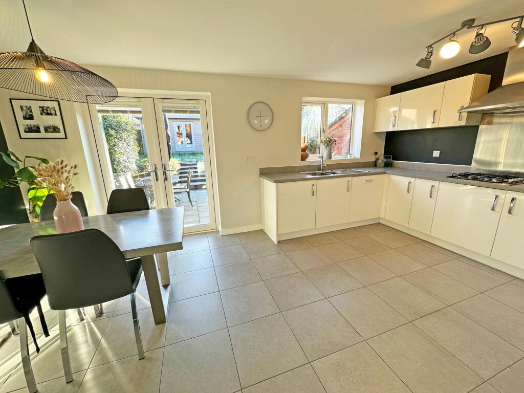 Additional property image - Pastures Drive, Tidbury Green, Solihull, B90 1US