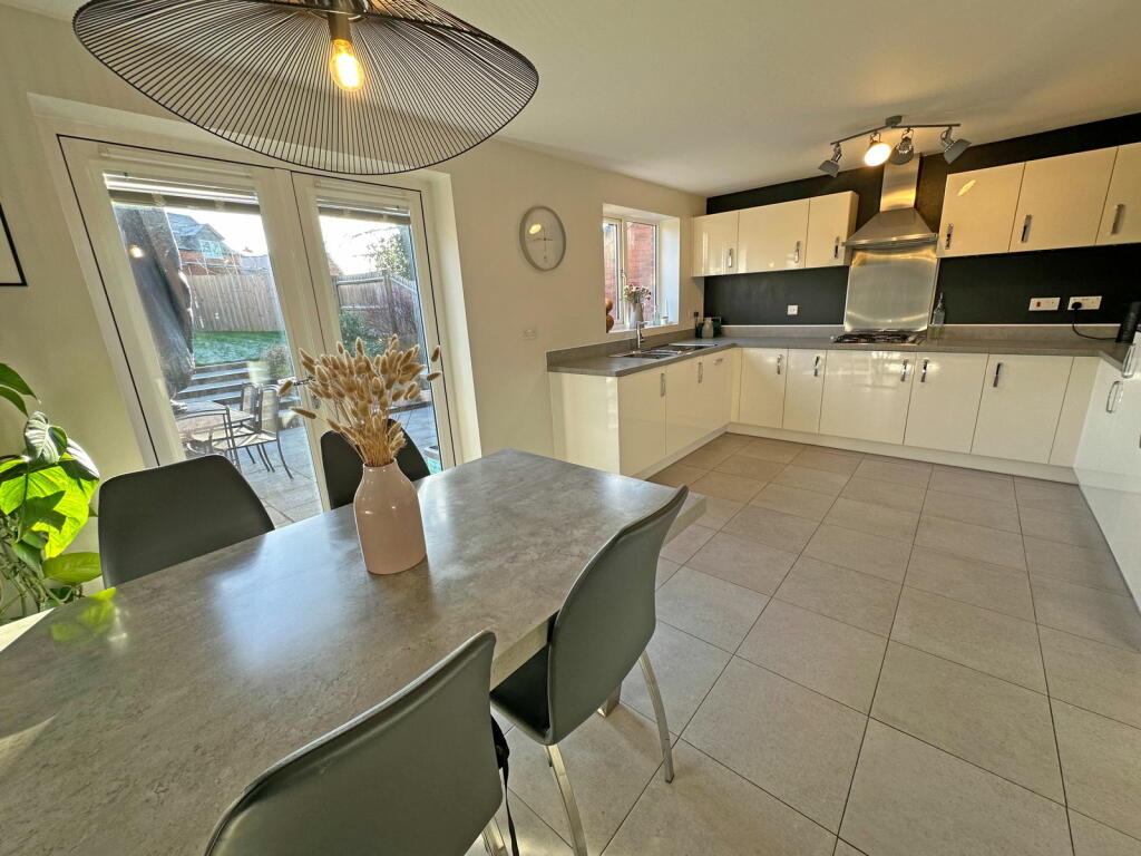 Additional property image - Pastures Drive, Tidbury Green, Solihull, B90 1US