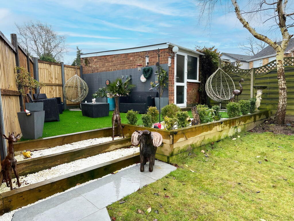 Additional property image - Peterbrook Road, Majors Green, Shirley,  B90 1DY