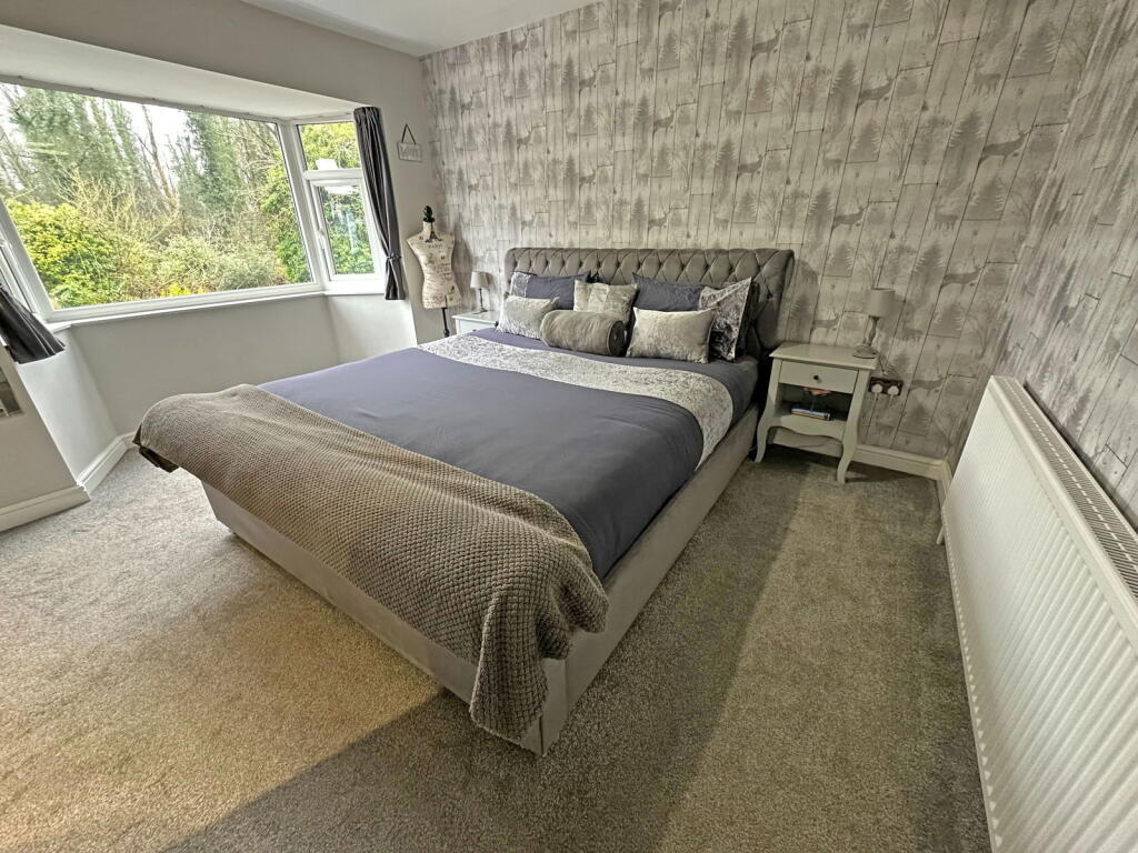 Additional property image - Knightsbridge Road, Solihull, B92 8RB