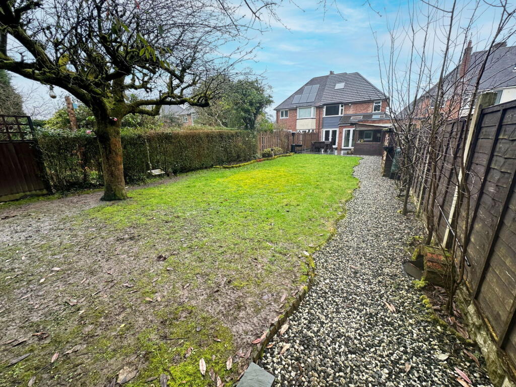 Additional property image - Knightsbridge Road, Solihull, B92 8RB
