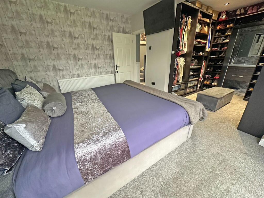 Additional property image - Knightsbridge Road, Solihull, B92 8RB