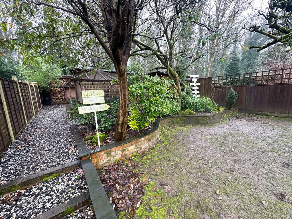 Additional property image - Knightsbridge Road, Solihull, B92 8RB
