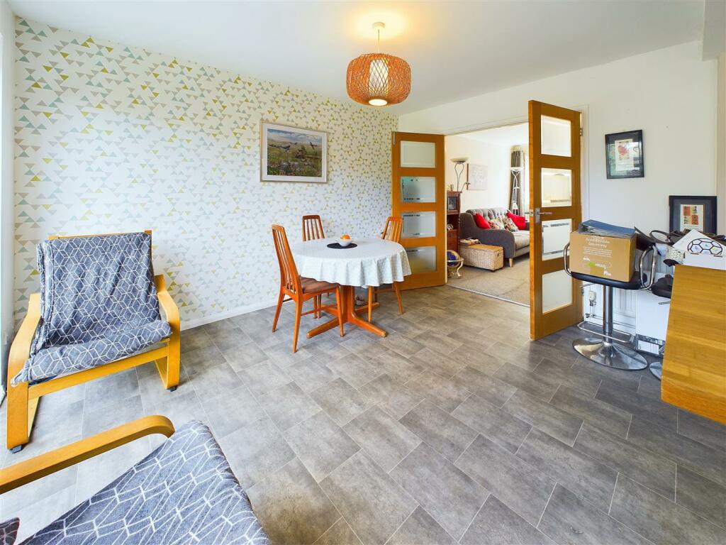 Additional property image - The Ridings, Chelmsford