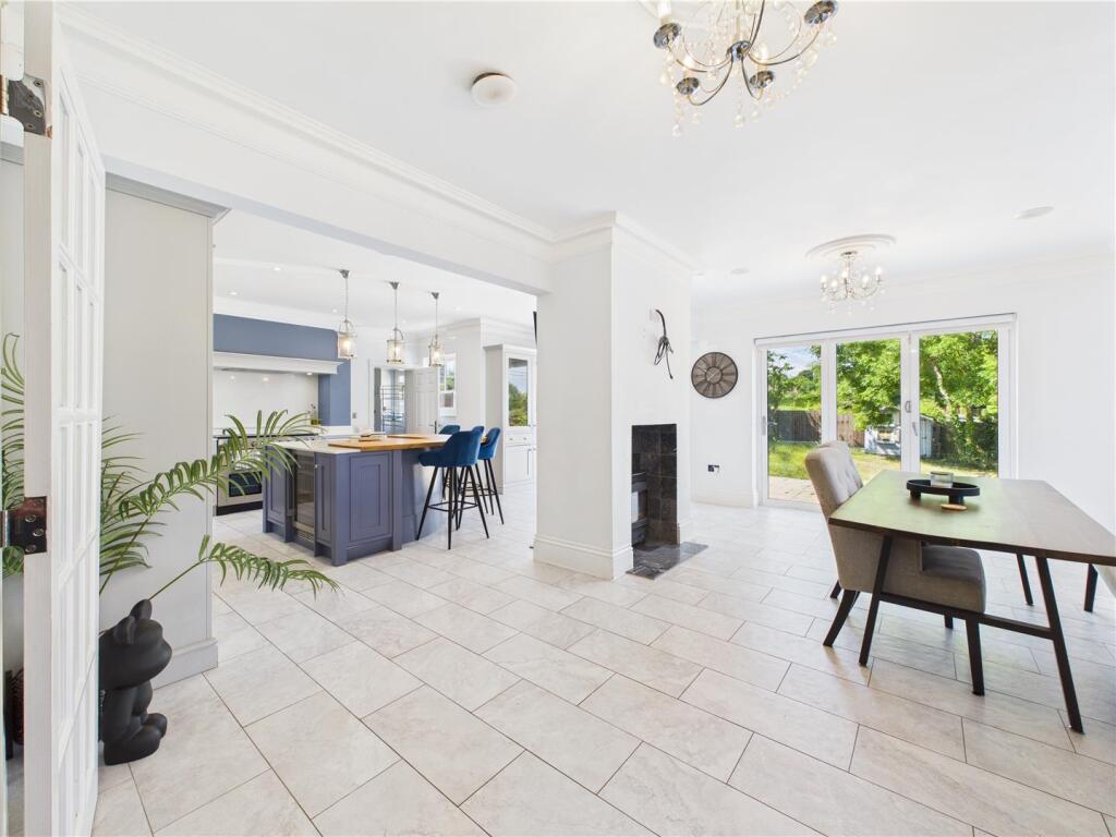 Main image of property: South Hanningfield Road, South Hanningfield, Chelmsford