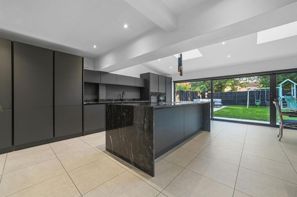 Main image of property: Western Road, Billericay