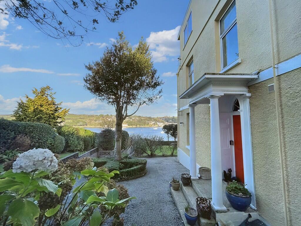 2 bedroom flat for sale in Stratton Terrace, Falmouth , TR11