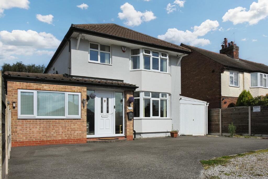 Main image of property: Attenborough Lane, Beeston, NG9