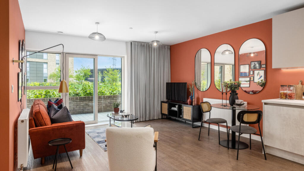 Main image of property: 51 Flagstaff Road, Reading, 
RG2 6BW