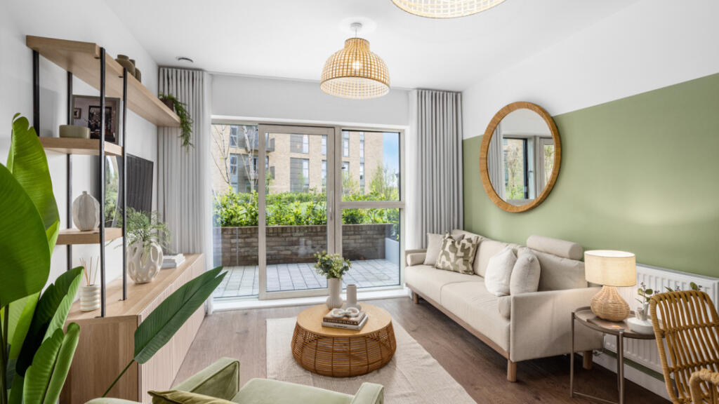 Main image of property: 51 Flagstaff Road, Reading, 
RG2 6BW