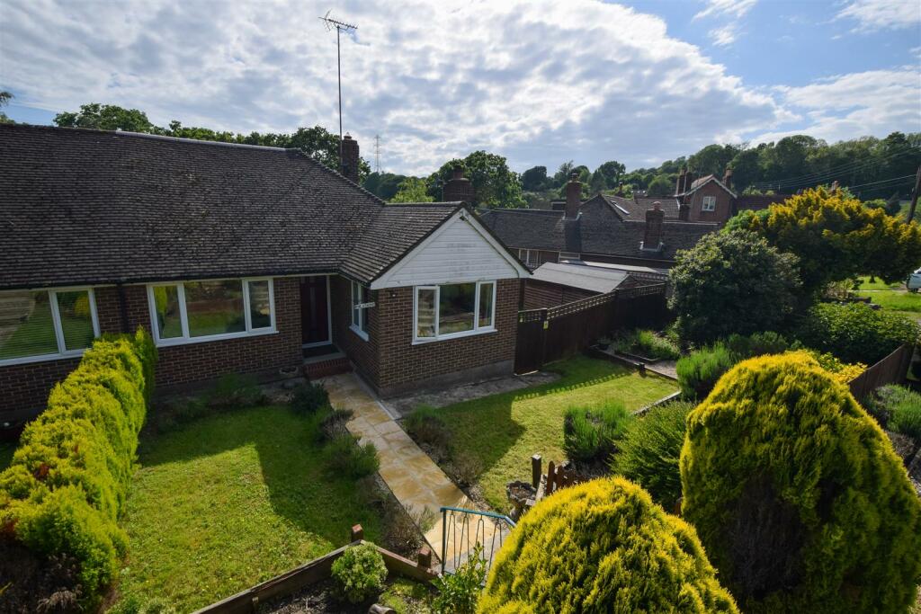 3 bedroom semidetached house for sale in Sandrock Hill, Crowhurst, TN33