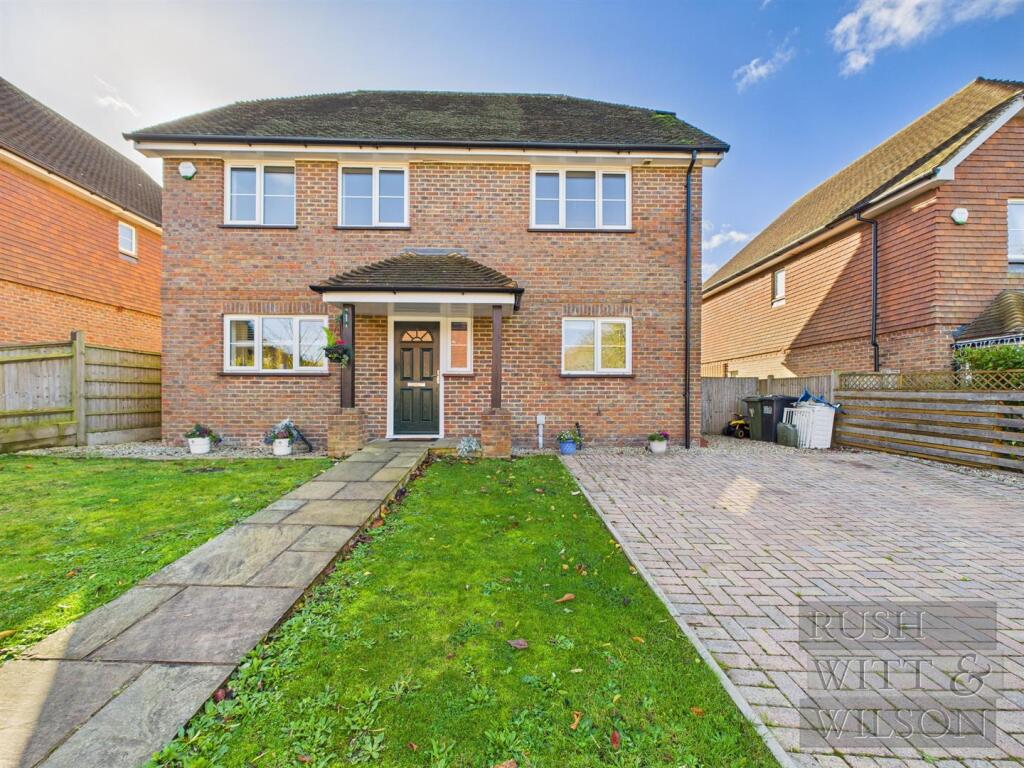 Main image of property: Doleham Close, Guestling