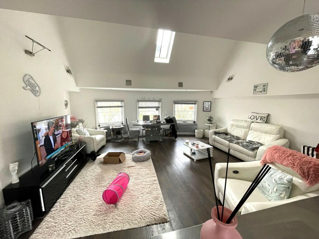 Additional property image - 26 Old Steine, Brighton, East Sussex, BN1 1EL