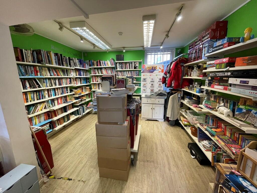 Additional property image - 22 Cliffe High Street, Lewes, East Sussex, BN7 2AH