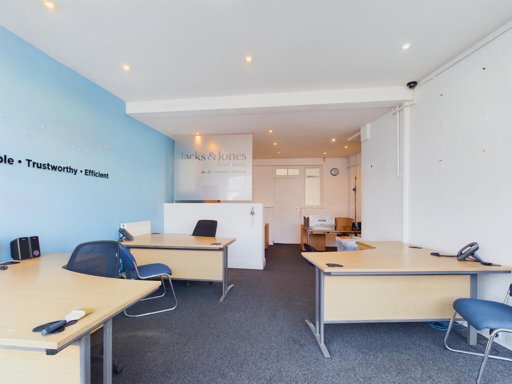 Additional property image - Selden Parade, 2 Salvington Road, Worthing, West Sussex, BN13 2HL