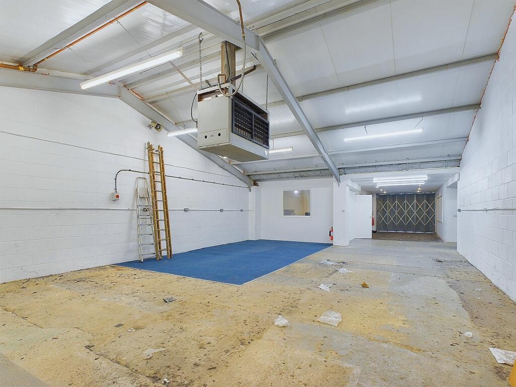 Additional property image - Unit 4, Gloucester Road, Littlehampton, West Sussex, BN17 7BS