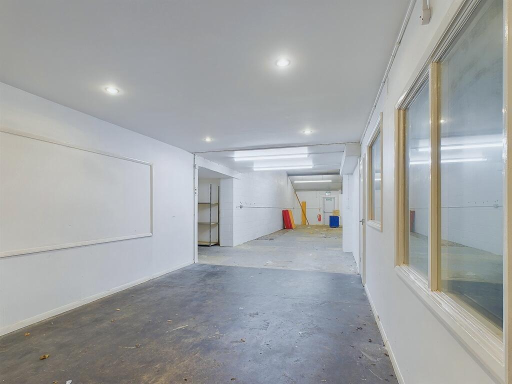 Additional property image - Unit 4, Gloucester Road, Littlehampton, West Sussex, BN17 7BS