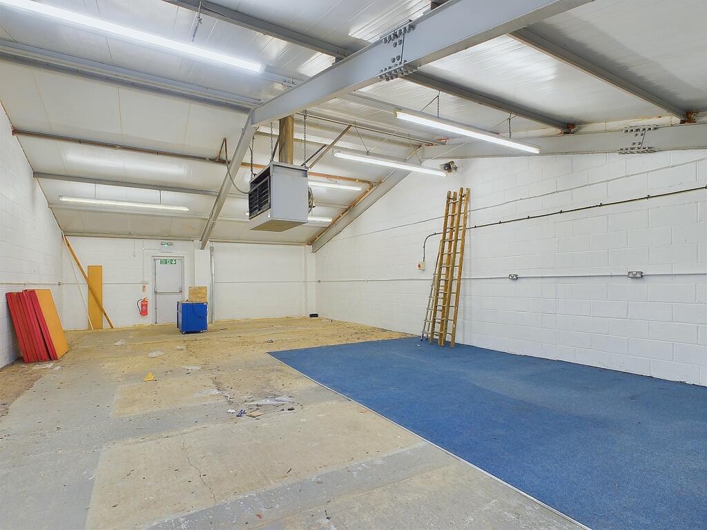 Additional property image - Unit 4, Gloucester Road, Littlehampton, West Sussex, BN17 7BS